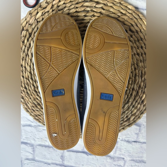 Keds Denim Blue Sneakers with Dream Memory Foam. Size 10. - Picture 8 of 10